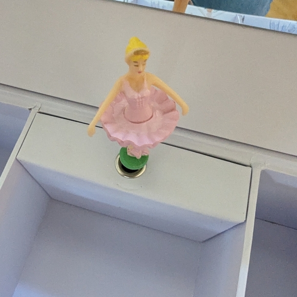 Ballerina Musical Jewelry Box - Picture 7 of 10